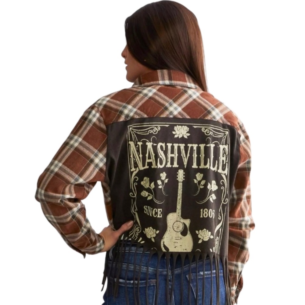 La La Land Creative Co Nashville Cropped Fringe Brown Flannel Pearl Buttons XS - Picture 2 of 13